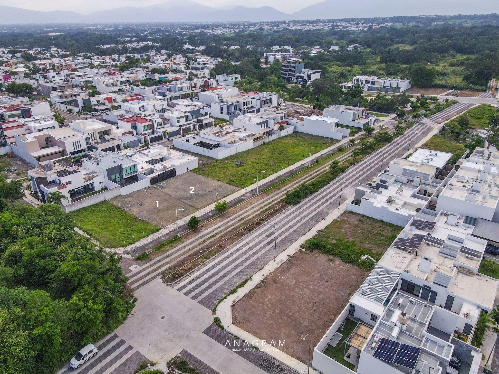 Terrenos en venta con uso de suelo MIXTO en zona norte de Colima detalle 2